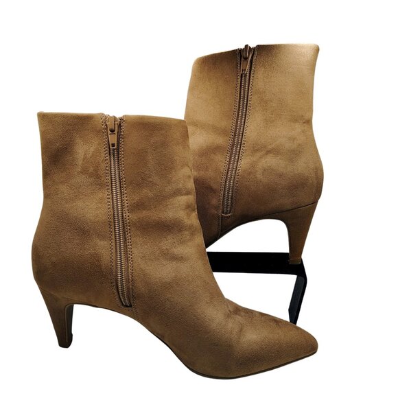 Dolce Vita Sabryna Suede Pointed Toe Ankle Boots | Size 7 | Tan Zip Heels - Picture 3 of 10